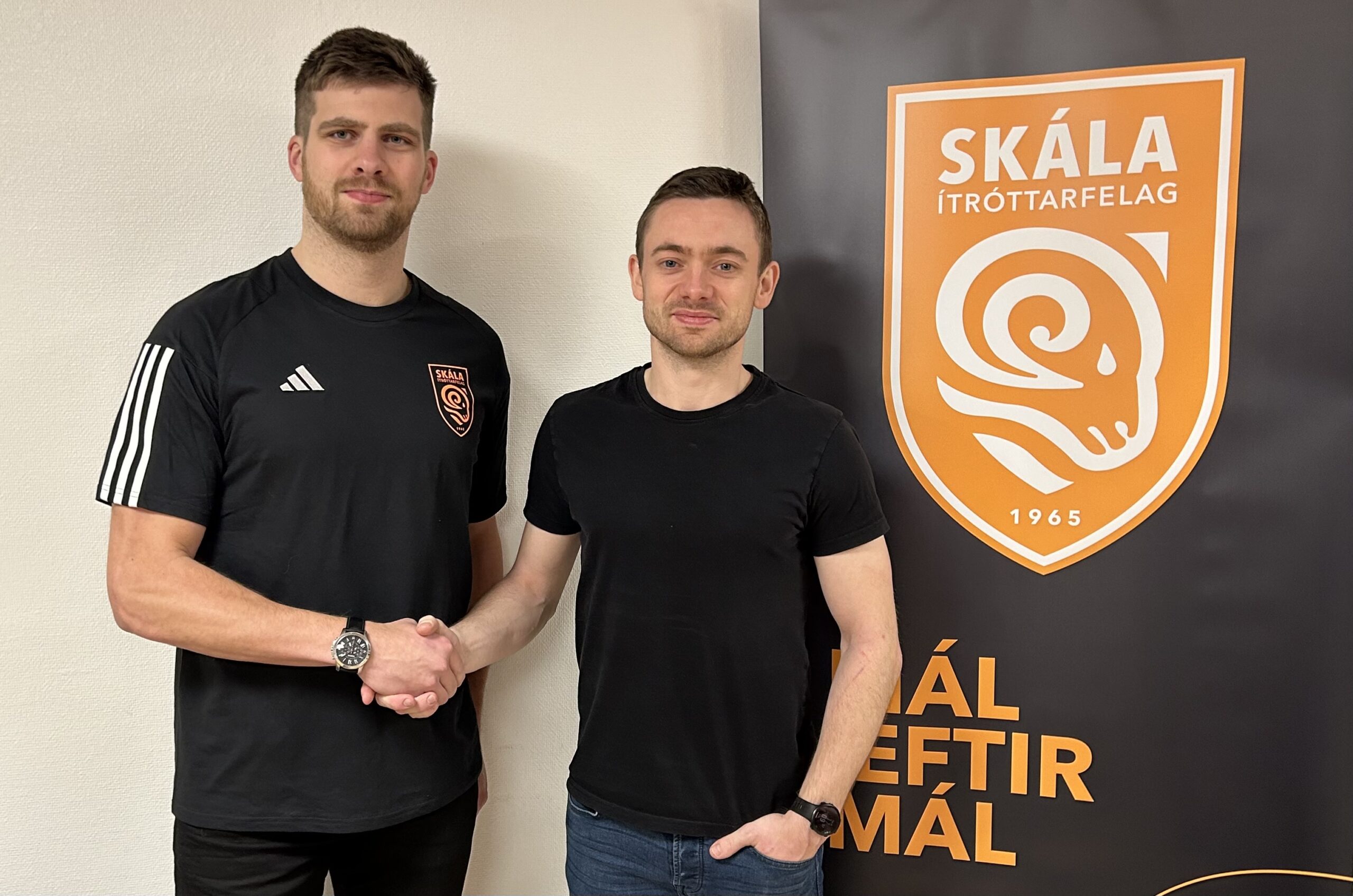 Jákup Jakobsen heldur fram hjá Skála ÍF - Eysturoyarportalurin